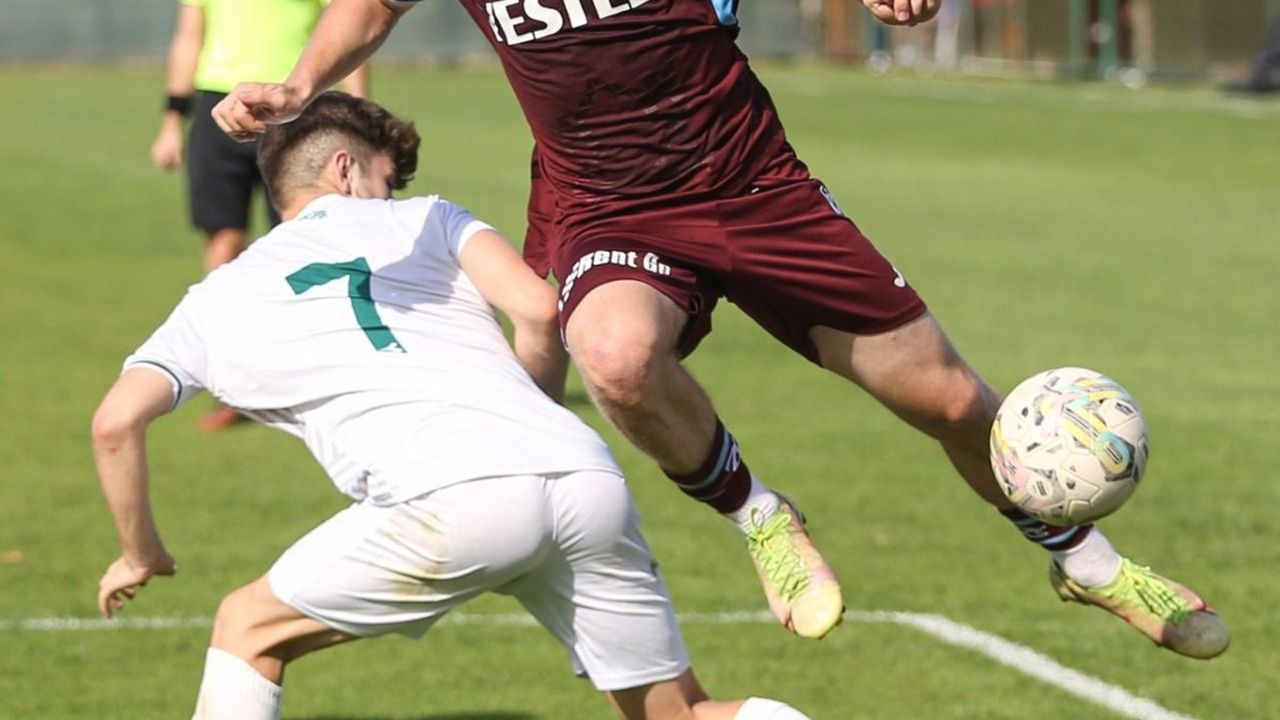 Trabzonspor U19 Takımı Giresunspor'u 6-1 Yendi