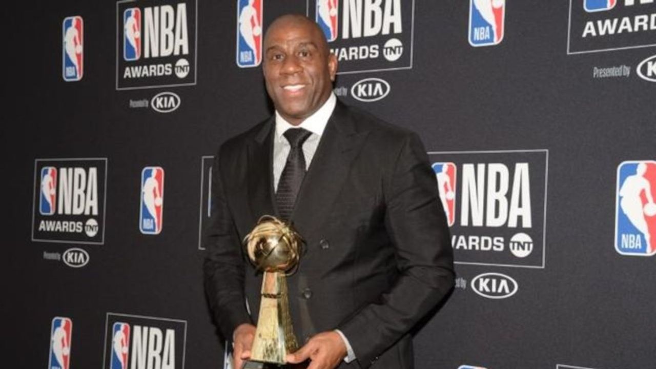 Magic Johnson, Forbes'un milyarderler listesinde dördüncü sporcu oldu