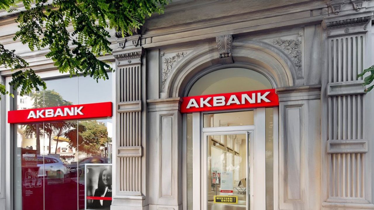 Akbank'tan Müşterilere Audi A6 Hediye Kampanyası