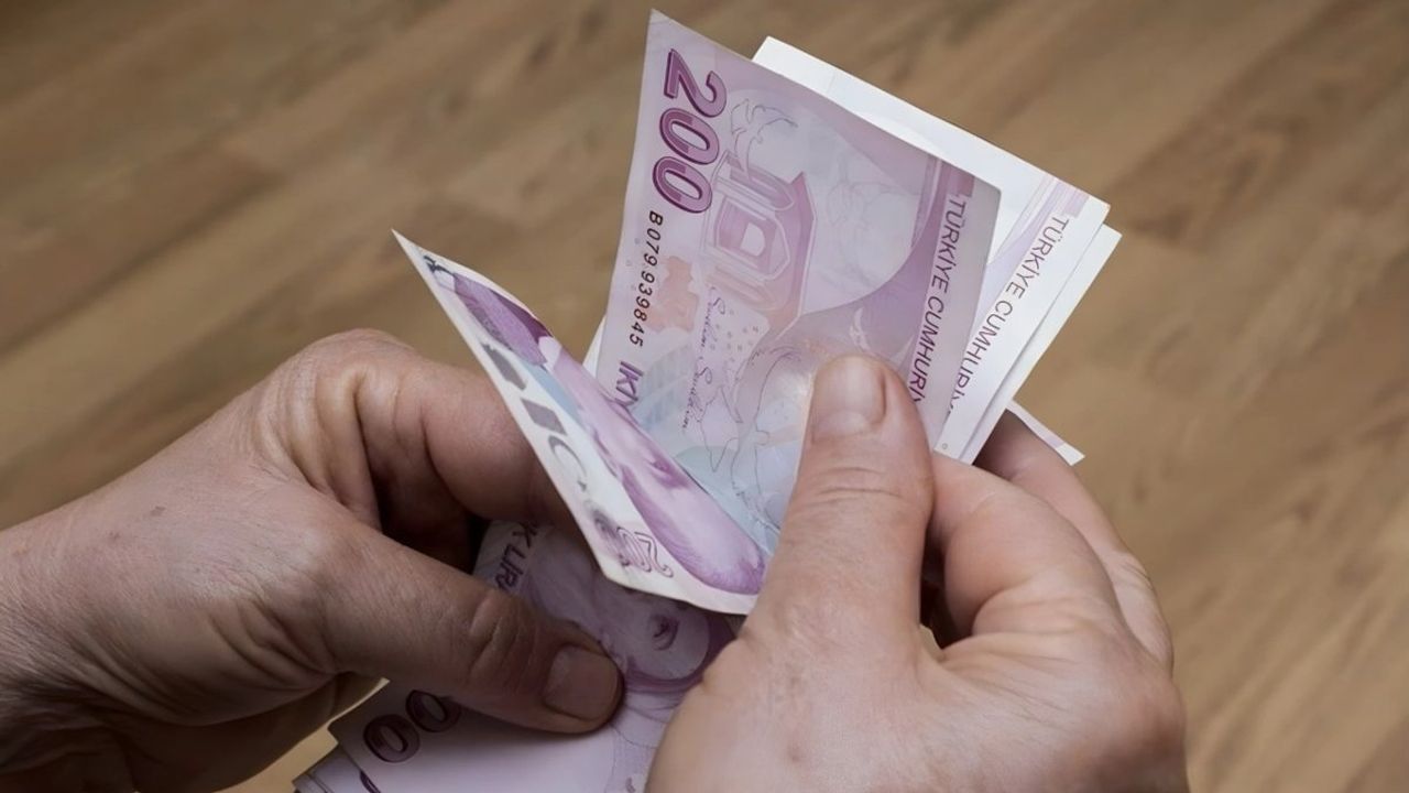 Enflasyon Karşısında Alım Gücü Eriyen Vatandaşlar Yatırım Araçlarını Araştırıyor