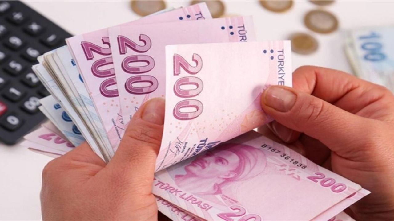 Emeklilere Müjde! 8 Banka Birden 12.500 TL Veriyor