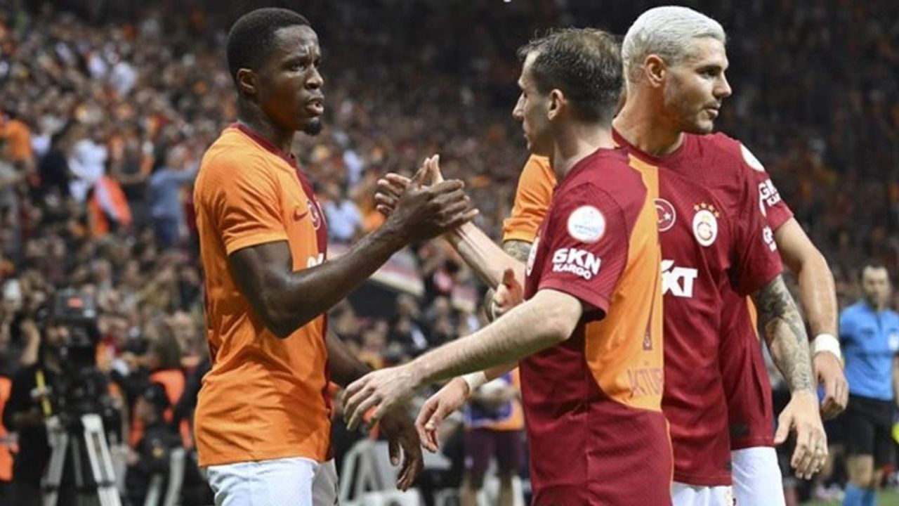 Galatasaray, 45 Sezon Sonra Bir İlki Gerçekleştirdi
