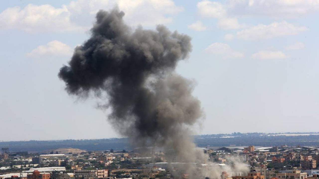 İsrail Gazze'deki Fransız Enstitüsü ve AFP binasını vurdu