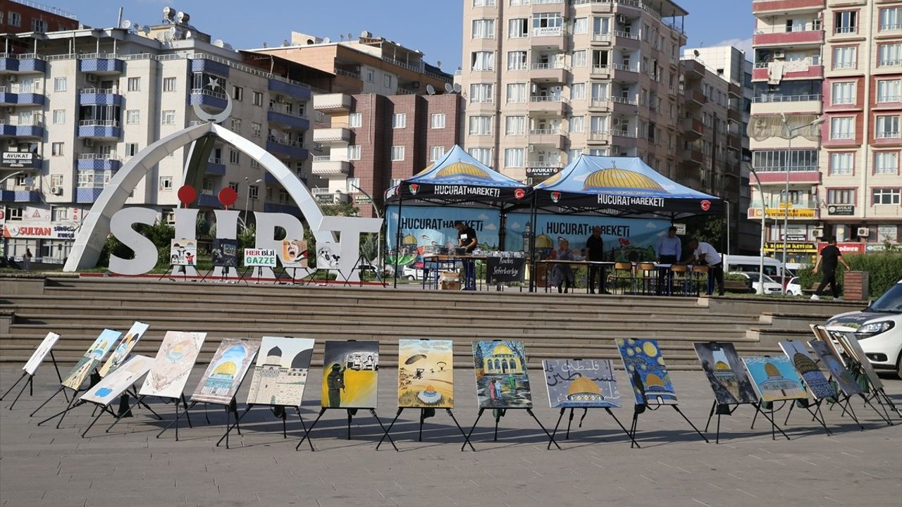 Baba ve Kızından Gazze'ye Dikkat Çekici Sergi: Siirt'te Açıldı