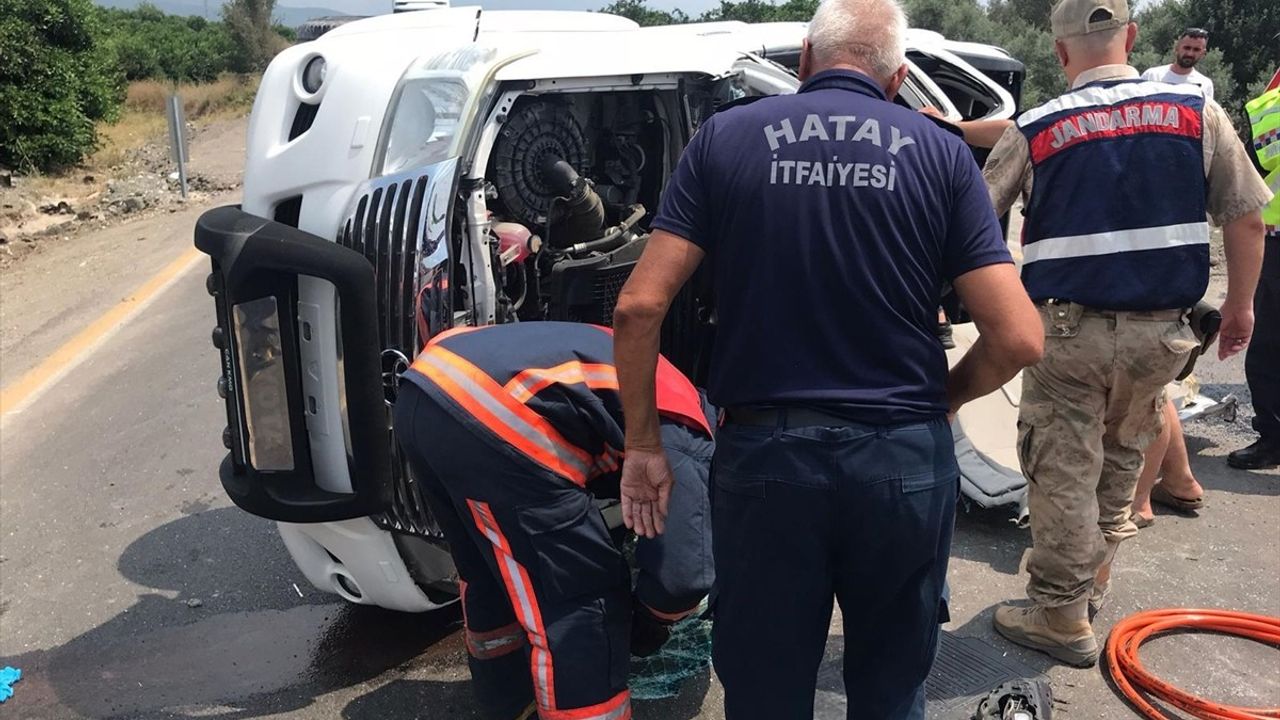 Hatay'da Pikap Kazası: 4 Yaralı