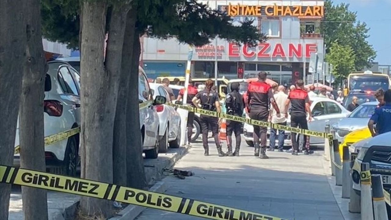 İstanbul'da Camii İmamı Okla Yaralandı