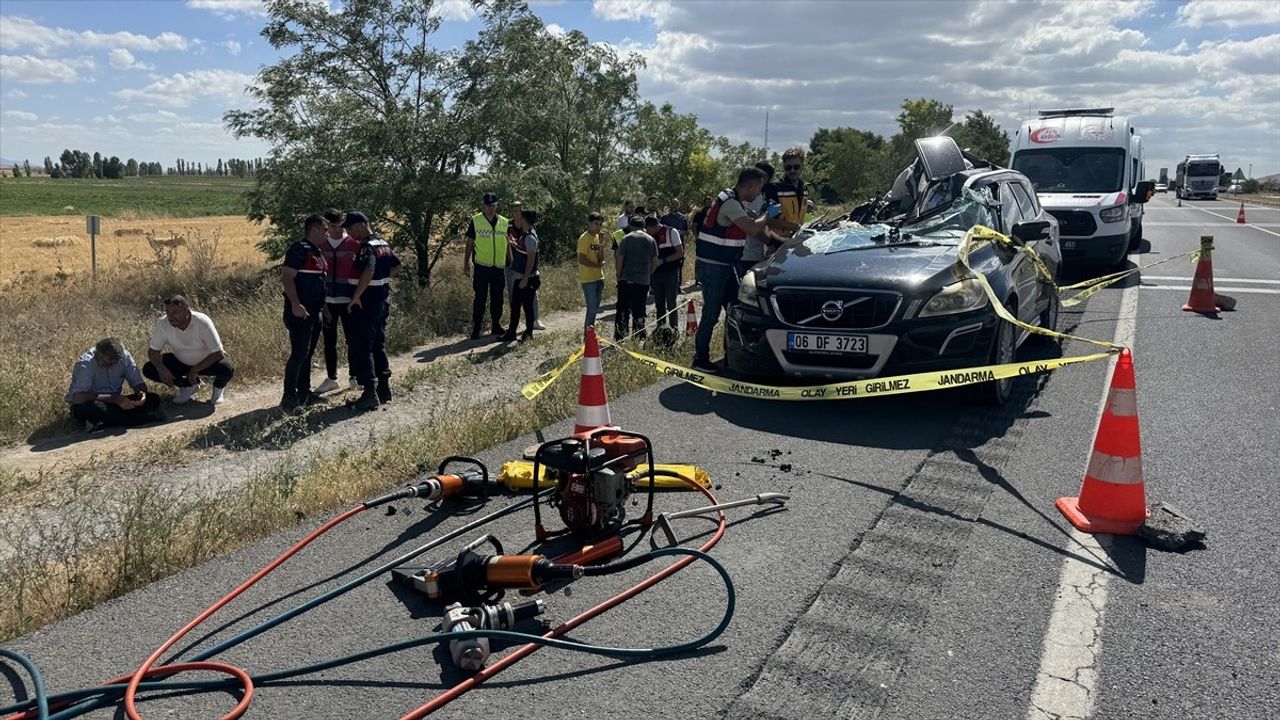 Kayseri'de Korkunç Trafik Kazası: İki Kız Kardeş Hayatını Kaybetti