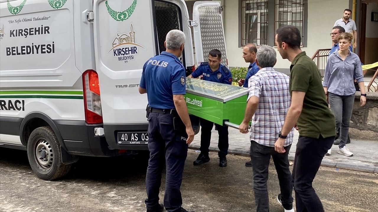 Kırşehir'de Alacak Verecek Kavgası: Bir Kişi Hayatını Kaybetti