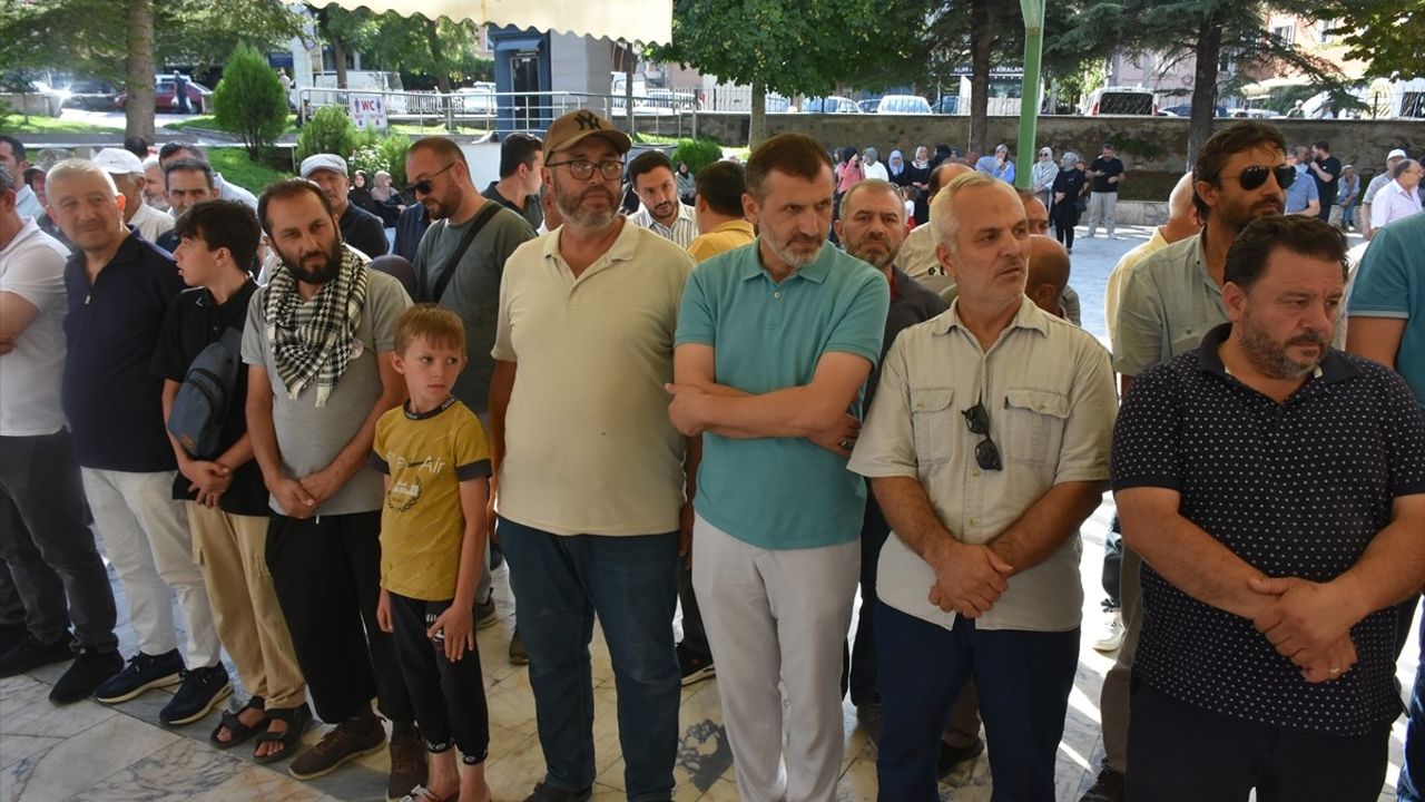 Konya'da Hamas Lideri Heniyye İçin Gıyabi Cenaze Namazı Kılındı