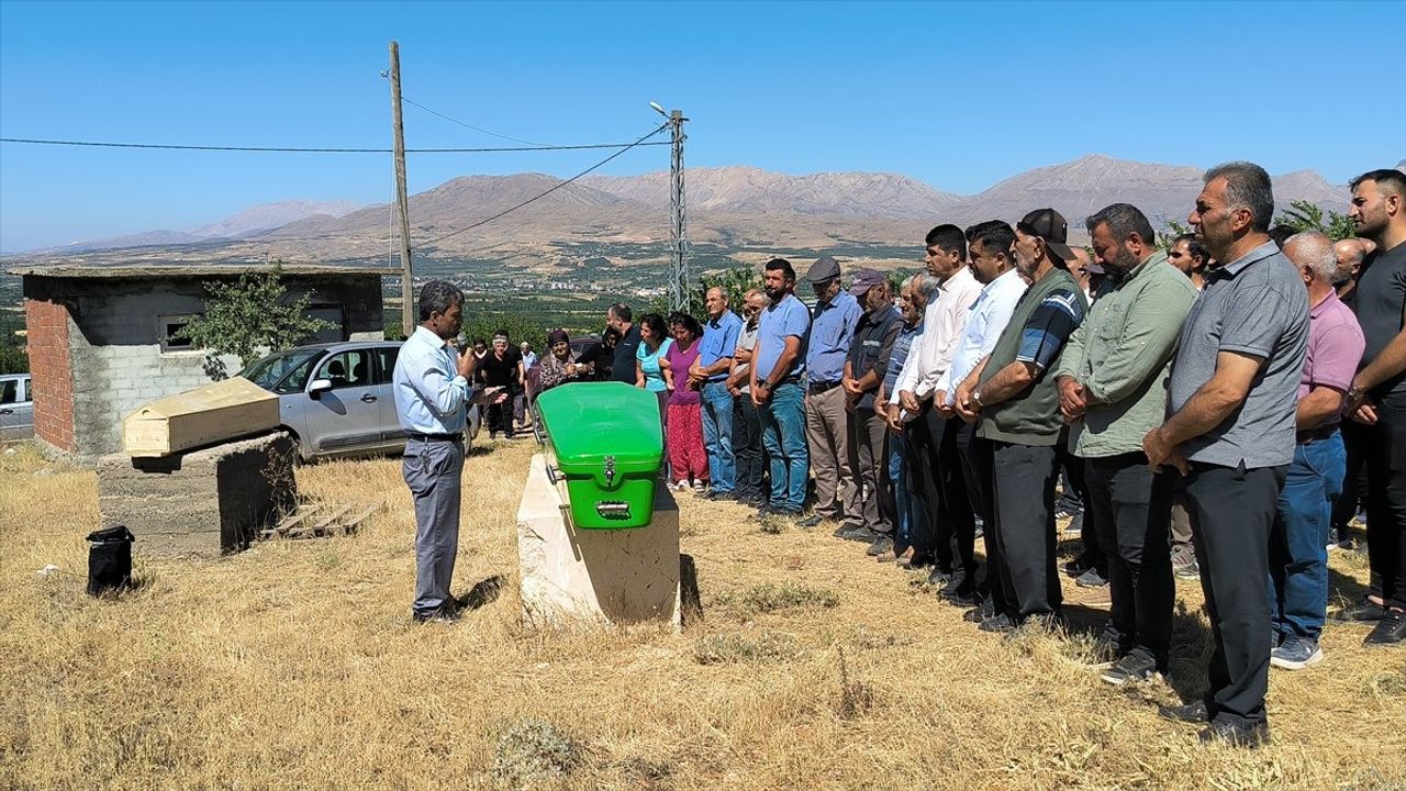 Malatya'daki Traktör Kazasında İki Kardeş Hayatını Kaybetti