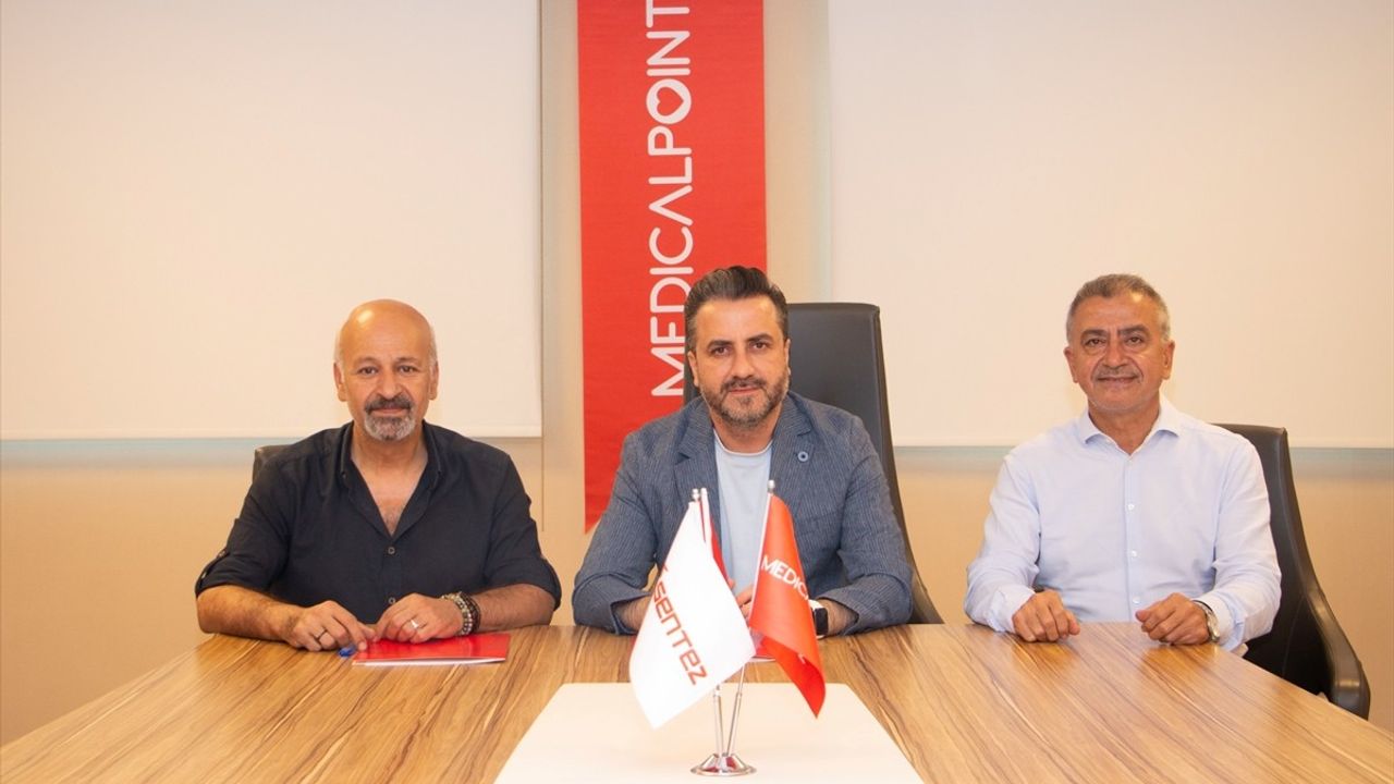 Merinos Kadın Voleybol Takımının Sağlık Sponsoru Gaziantep Medical Point Hastanesi Oldu