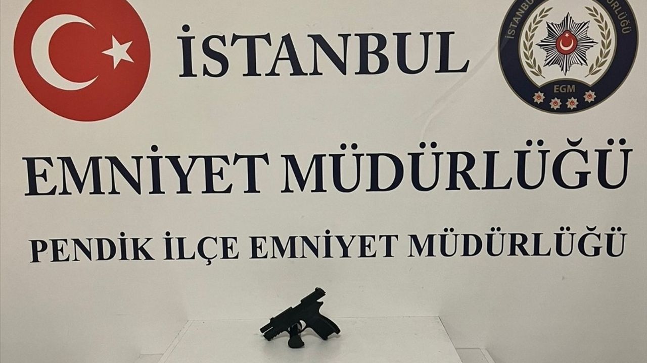 Pendik'te Motosiklet Sürücüsüne Silahlı Tehdit