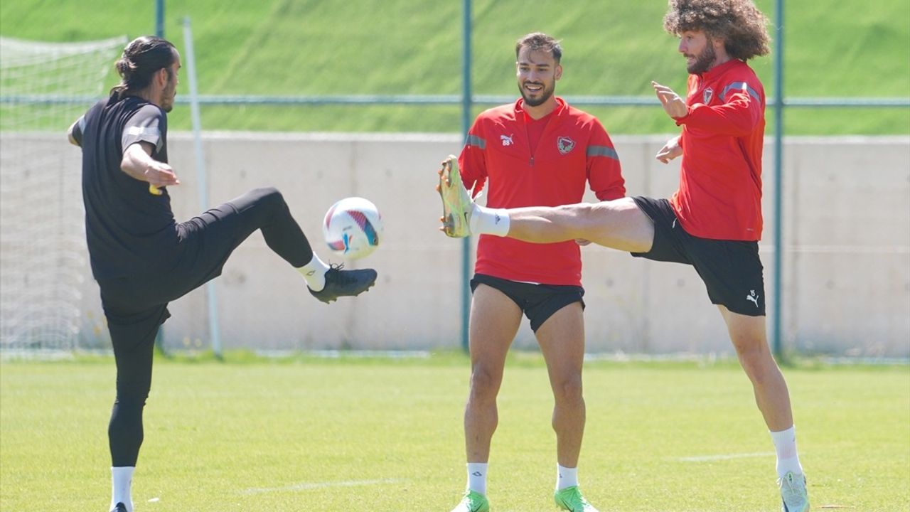 Recep Burak Yılmaz: "Galatasaray Deplasmanından İyi Bir Sonuç Alacağız"