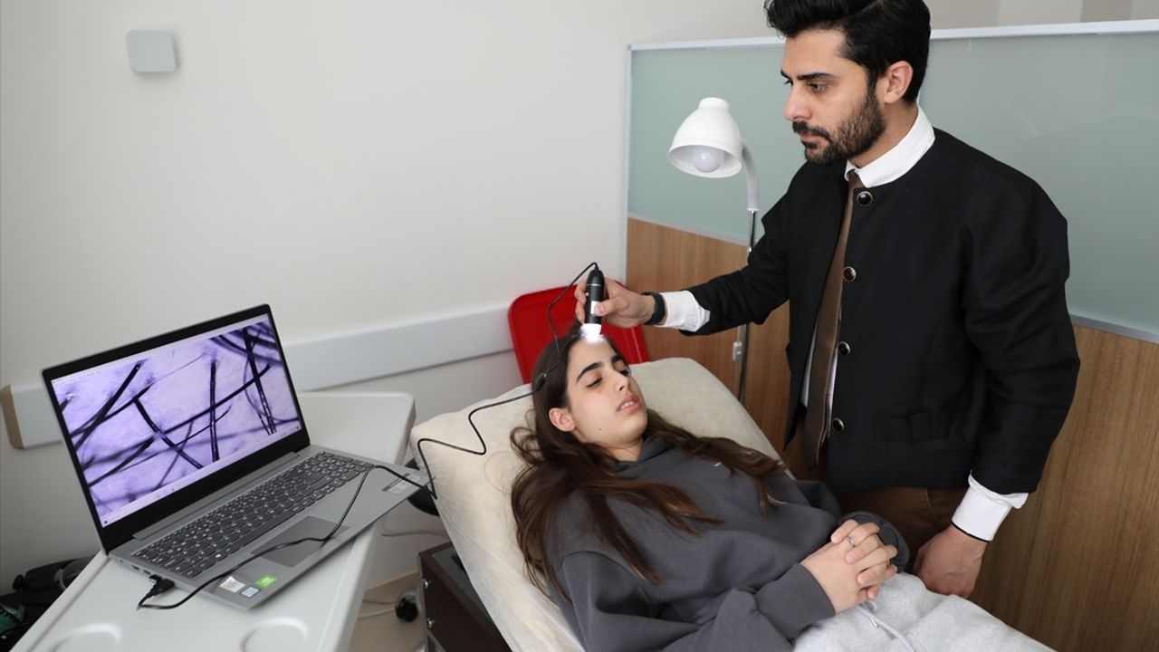 Saç Dökülmesinin Nedeni ve Tedavi Yöntemleri: Saç Analizi Önemi