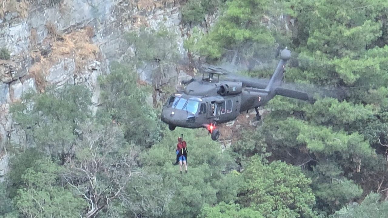 Şahindere Kanyonu'nda Mahsur Kalan 10 Kişi Kurtarıldı