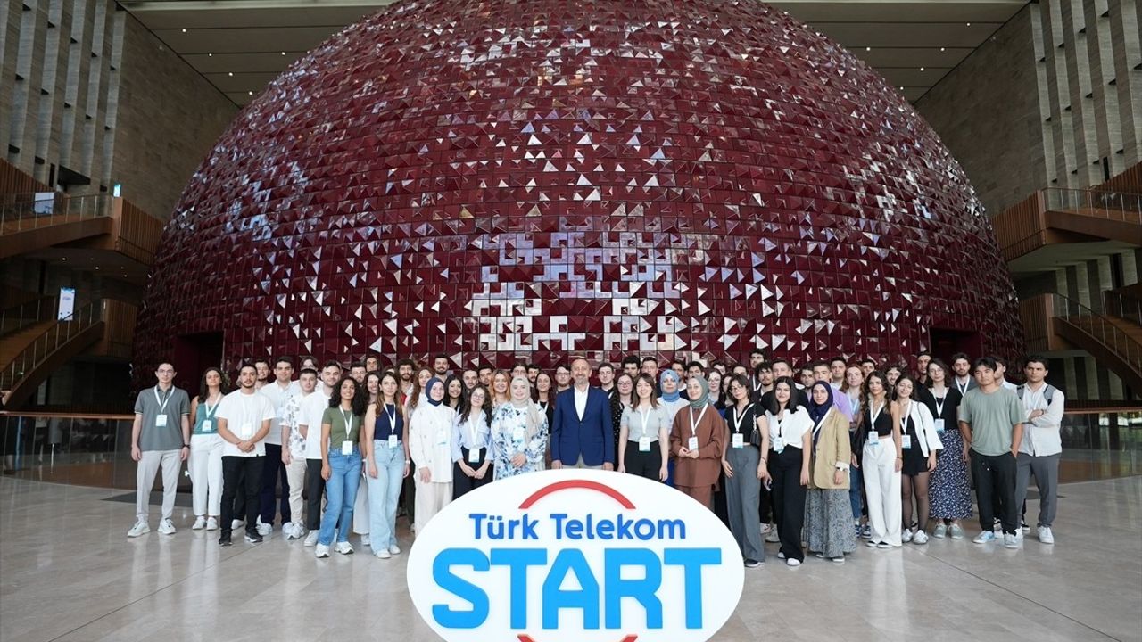 Türk Telekom'un START Stajım Programı İle Gençlere Kariyer Fırsatı