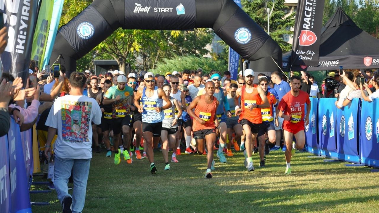 5. Uluslararası Eskişehir Yarı Maratonu Start Aldı