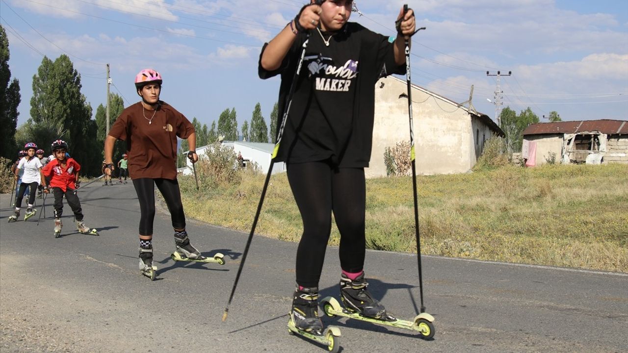 Ağrılı Kayaklı Koşu Sporcuları Beklenen Kış Organizasyonlarına Hazırlanıyor
