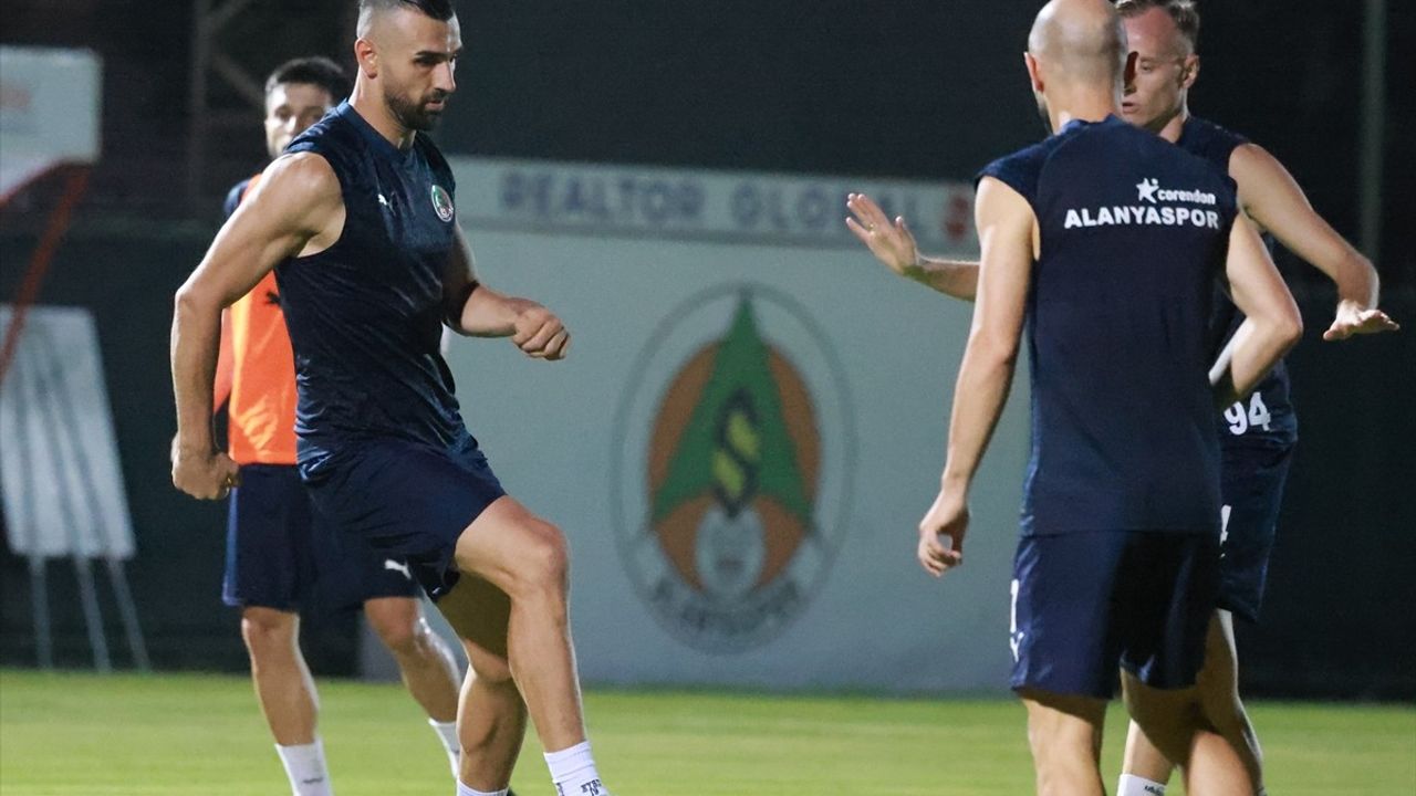 Alanyaspor Eyüpspor Maçına Hazırlanıyor