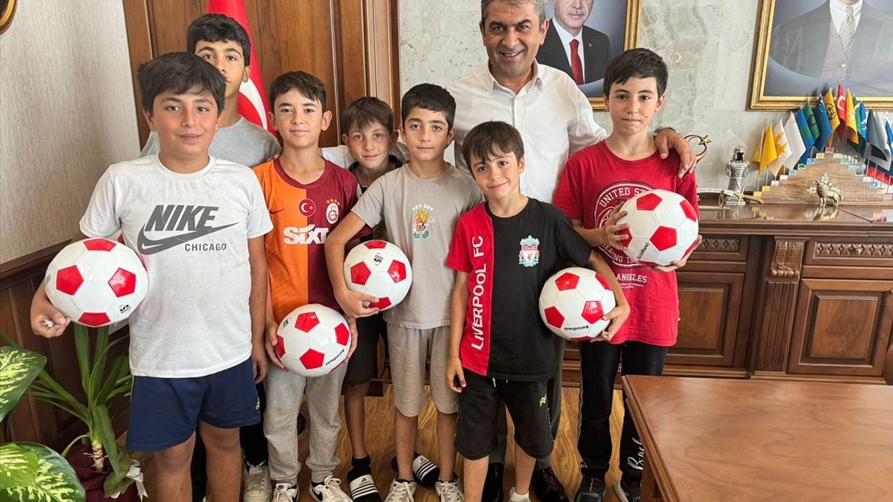 Amasya'da Çocuklardan Belediye Başkanına Şikayet