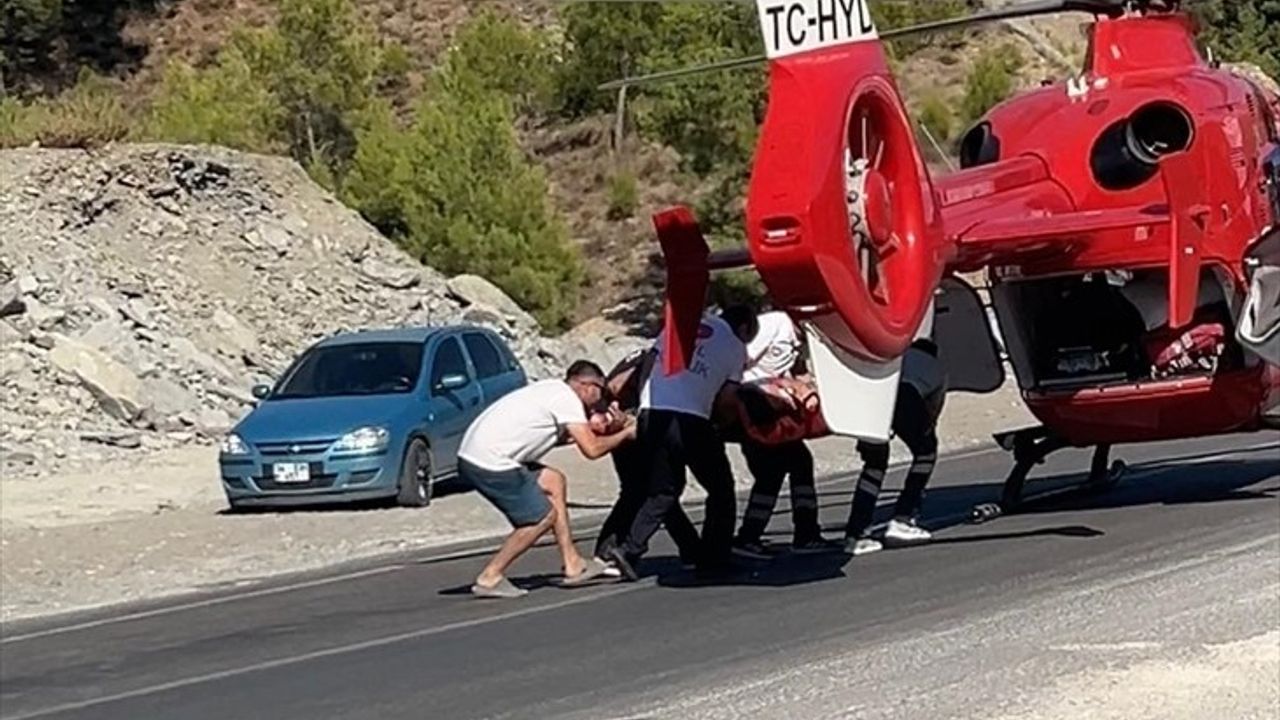 Antalya'da Kanyonda Düşen Tatilciye Ambulans Helikopterle Müdahale