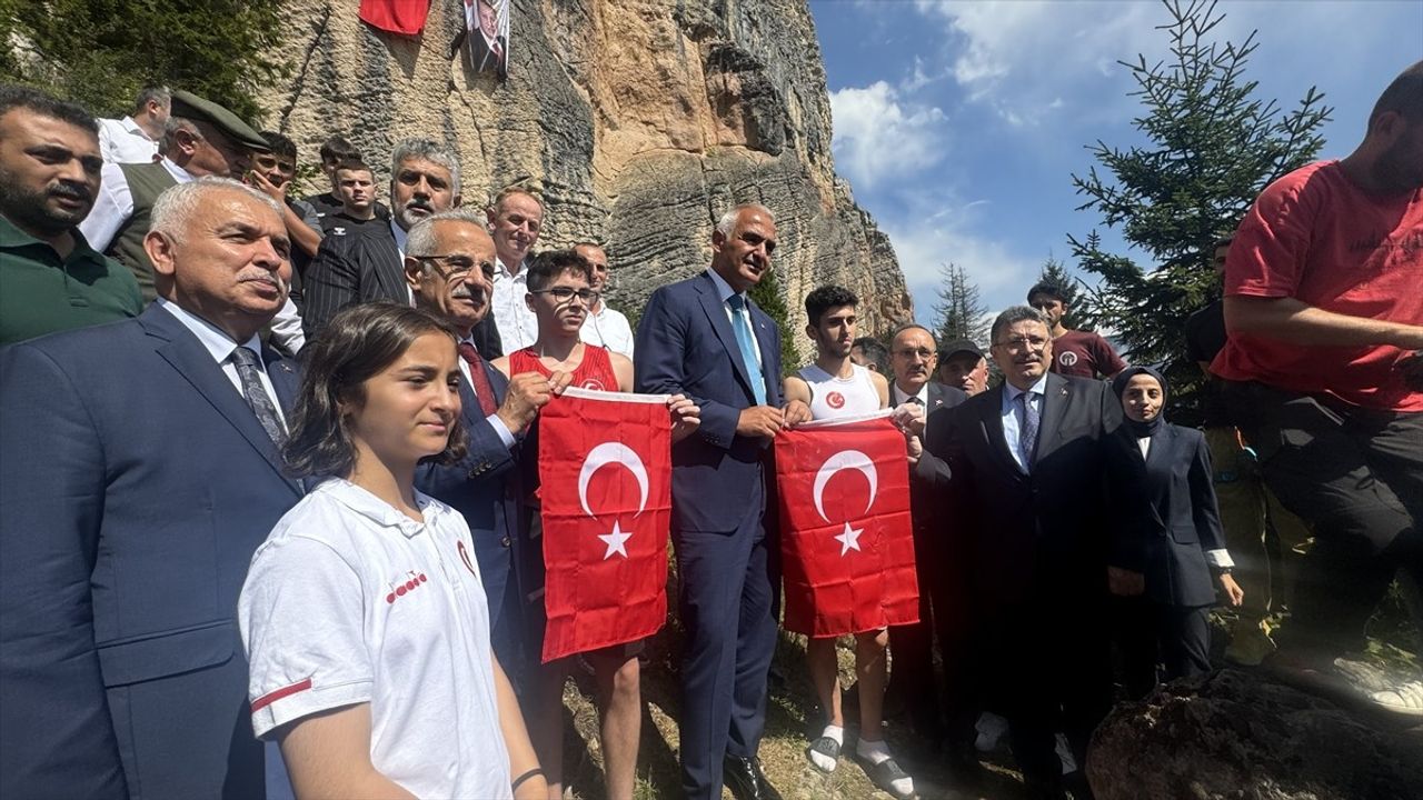 Bakanlar Uraloğlu ve Ersoy Trabzon'u Ziyaret Etti