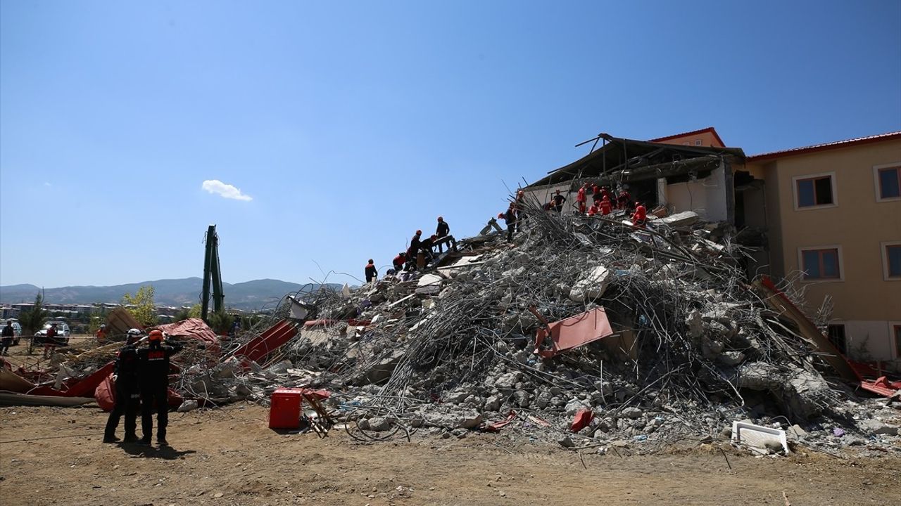 Bingöl'de Deprem Saha Tatbikatı Gerçekleştirildi