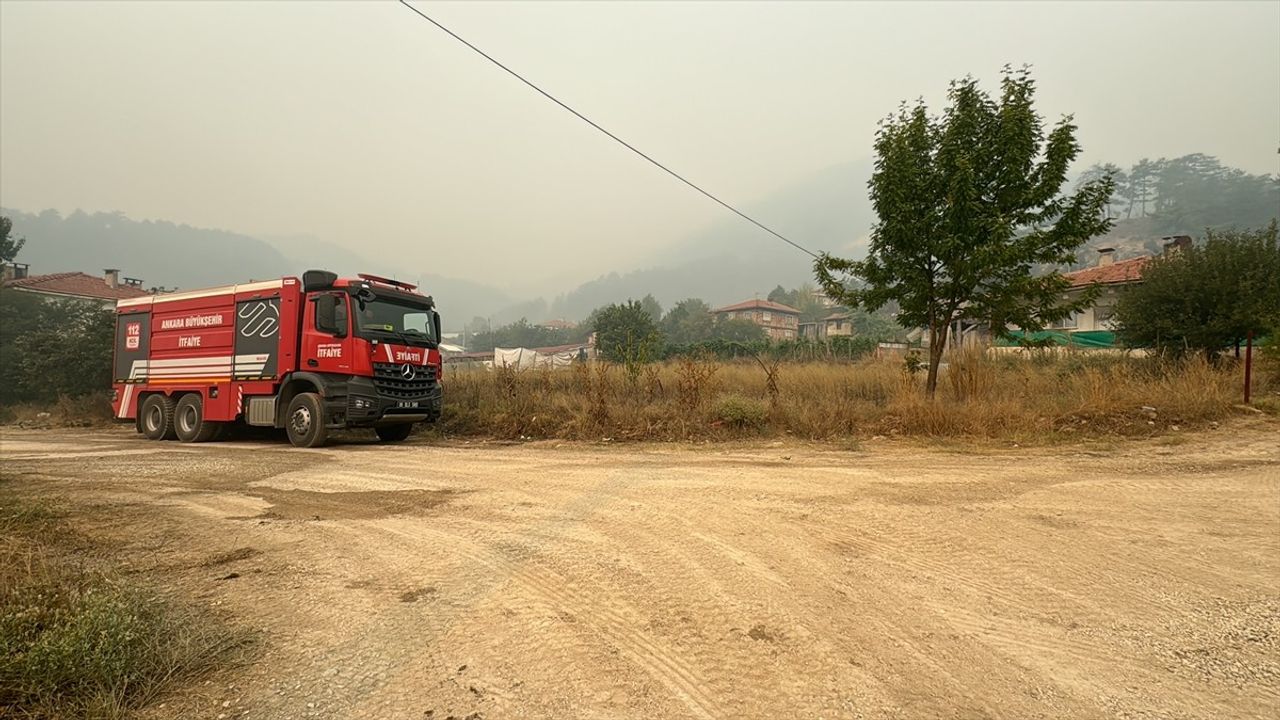 Bolu'da Orman Yangınına Yoğun Müdahale Devam Ediyor