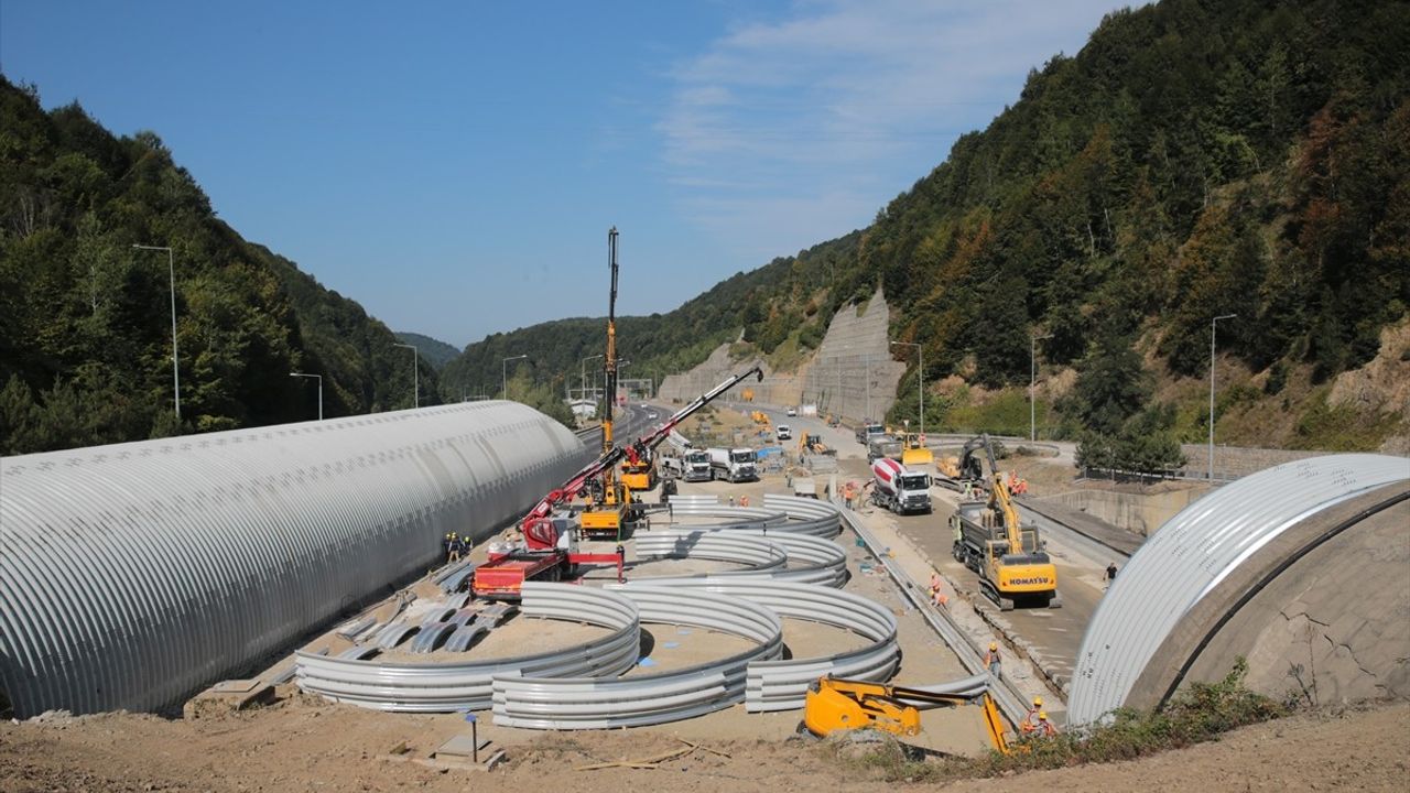 Bolu Dağı Tüneli'nde Heyelan Riskine Karşı Önlemler Devam Ediyor