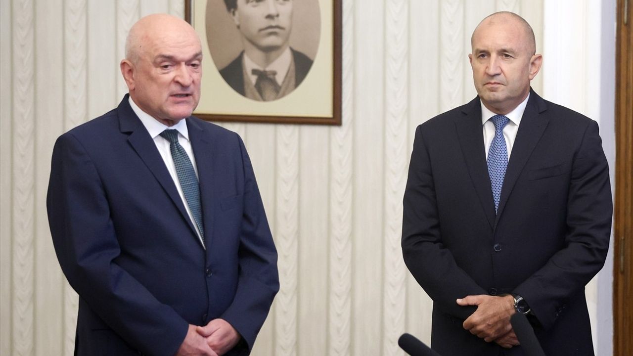 Bulgaristan'da 7'nci Erken Genel Seçim 27 Ekim'de Gerçekleşecek