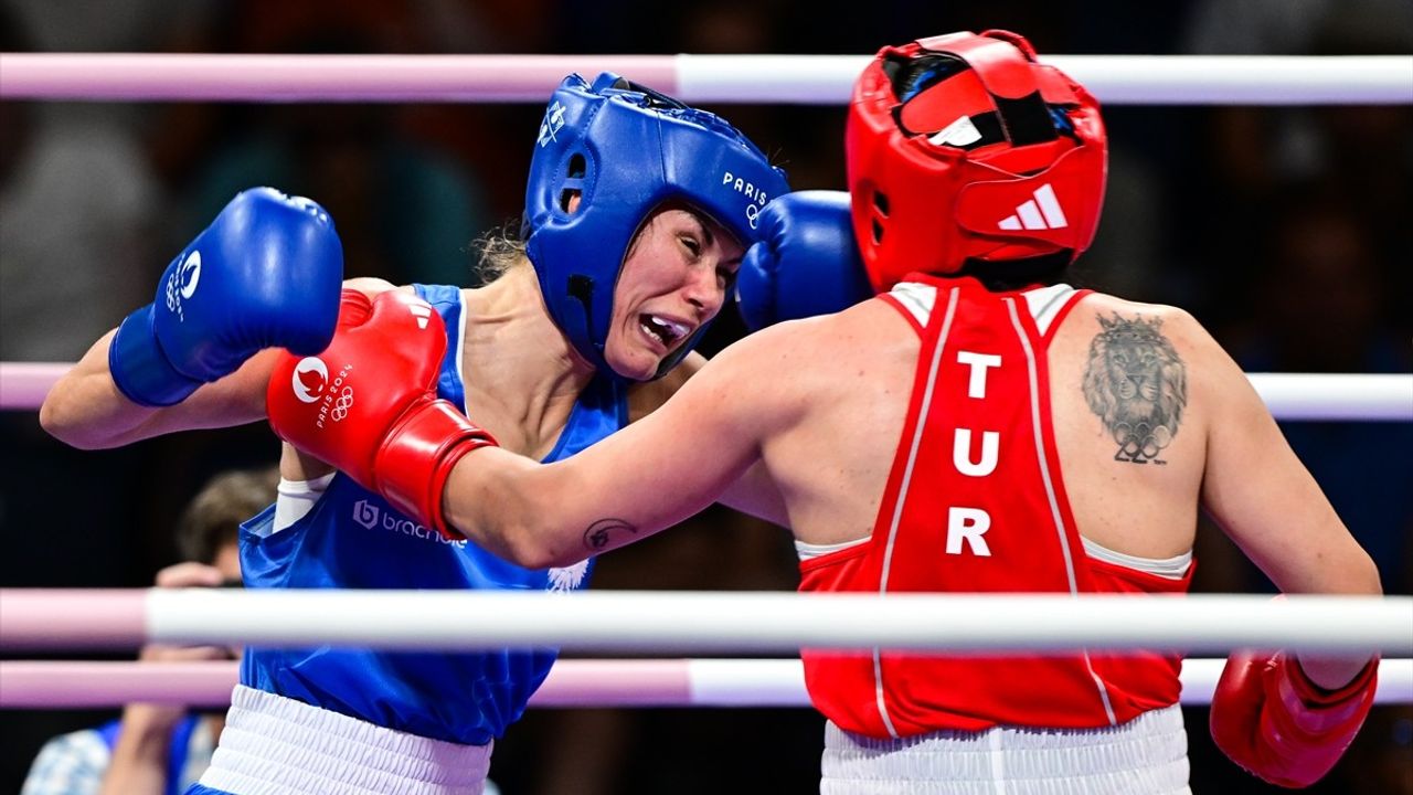 Busenaz Sürmeneli, Paris 2024 Olimpiyatları'nda Çeyrek Finale Yükseldi