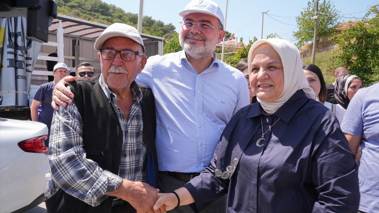 Cumhurbaşkanı Erdoğan, İzmir Yangınıyla İlgili Vatandaşlarla Görüştü