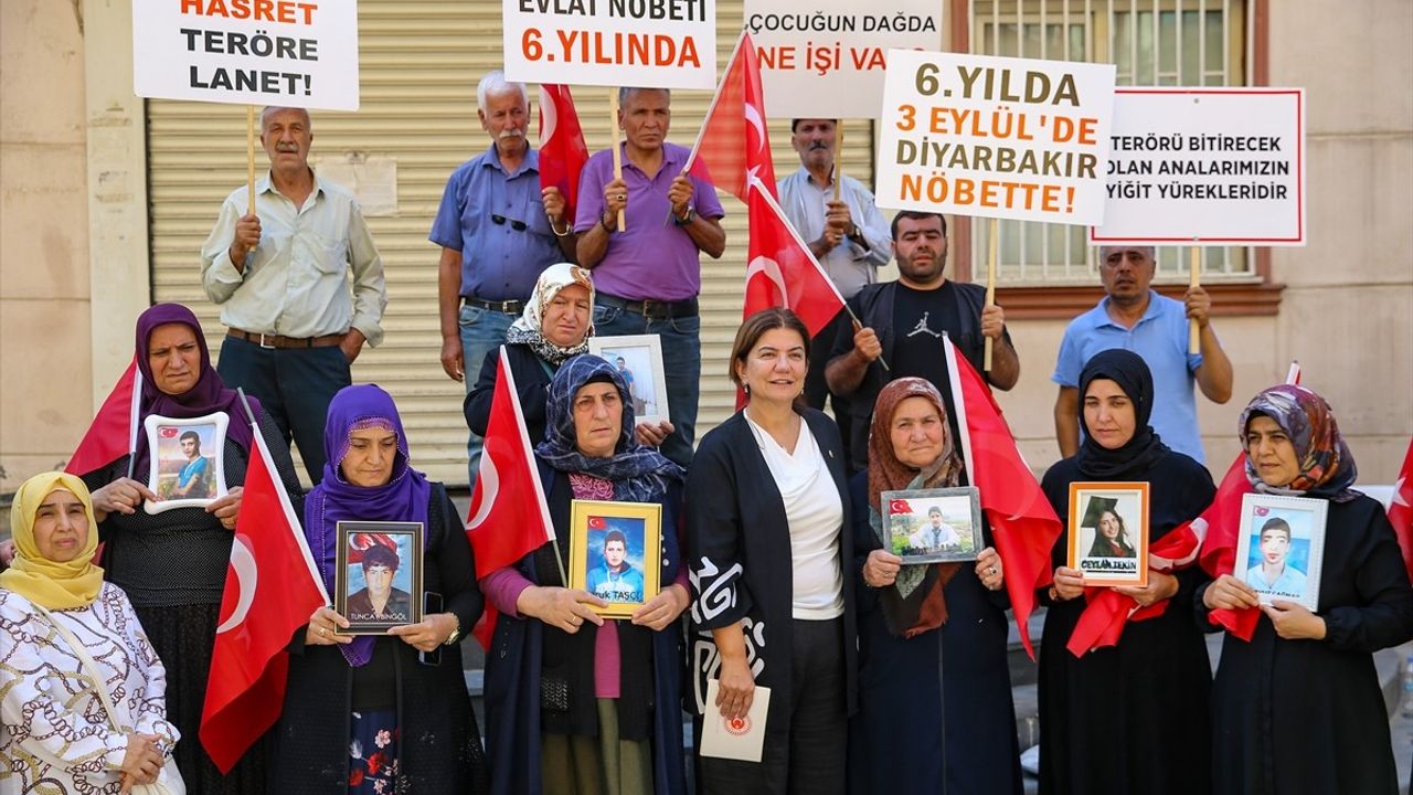 Diyarbakır Annelerinin Mücadelesine Destek Ziyareti