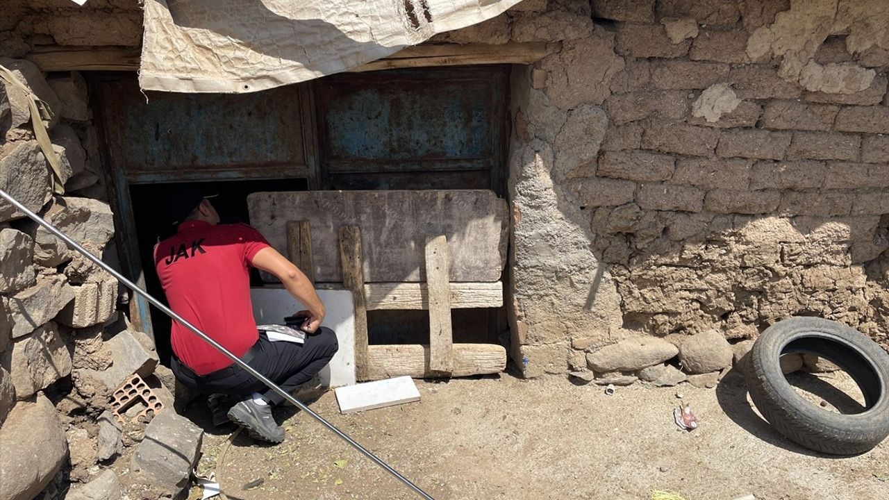 Diyarbakır'da Kaybolan 8 Yaşındaki Narin'in Arama Çalışmaları Devam Ediyor
