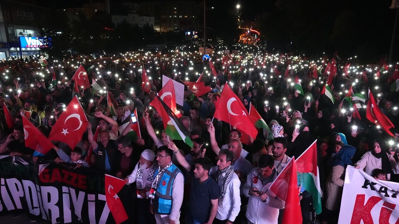 Erzurum, Ardahan ve Kars'ta Heniyye Suikastı Protesto Edildi