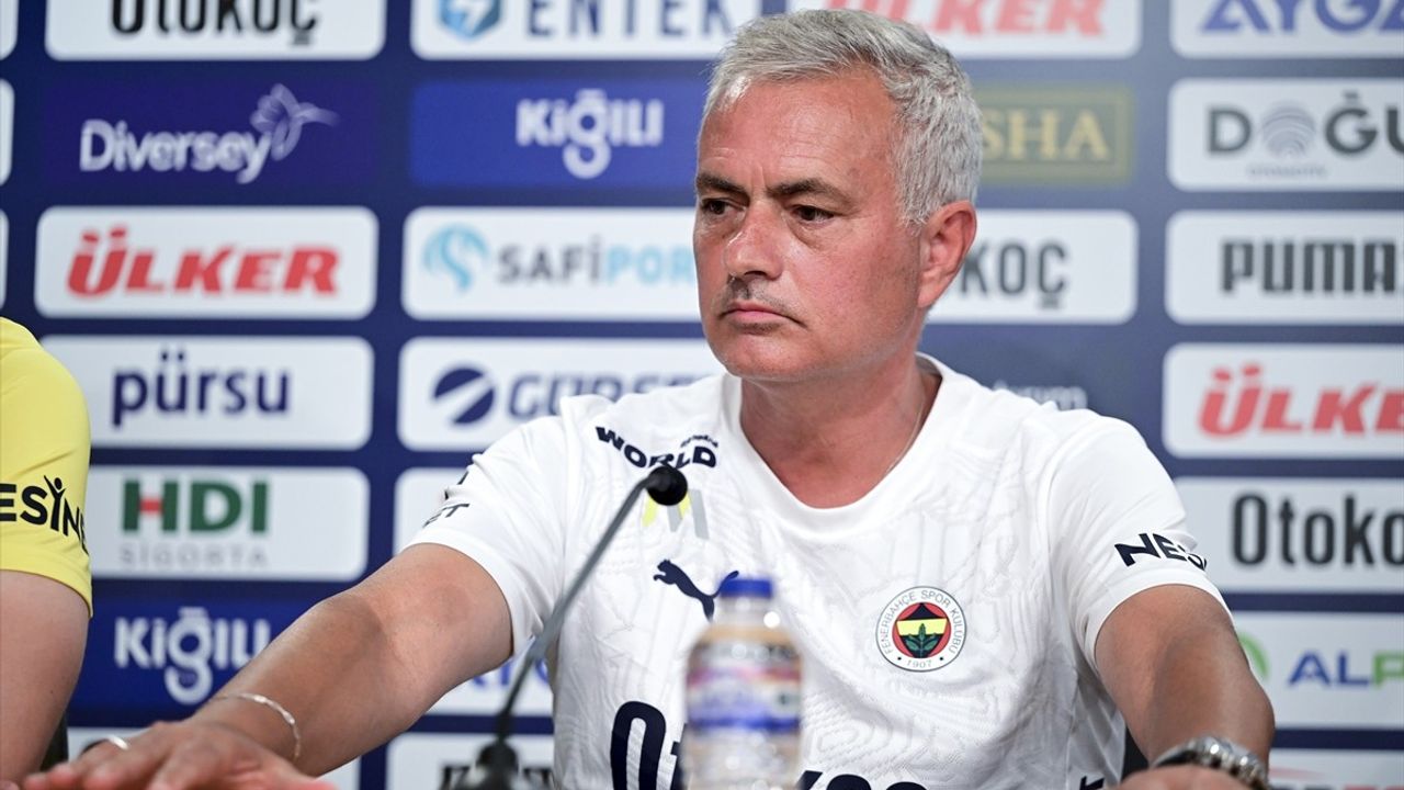 Fenerbahçe, Lille Maçına Hazır: Mourinho ve Müldür Açıklamalarda Bulundu