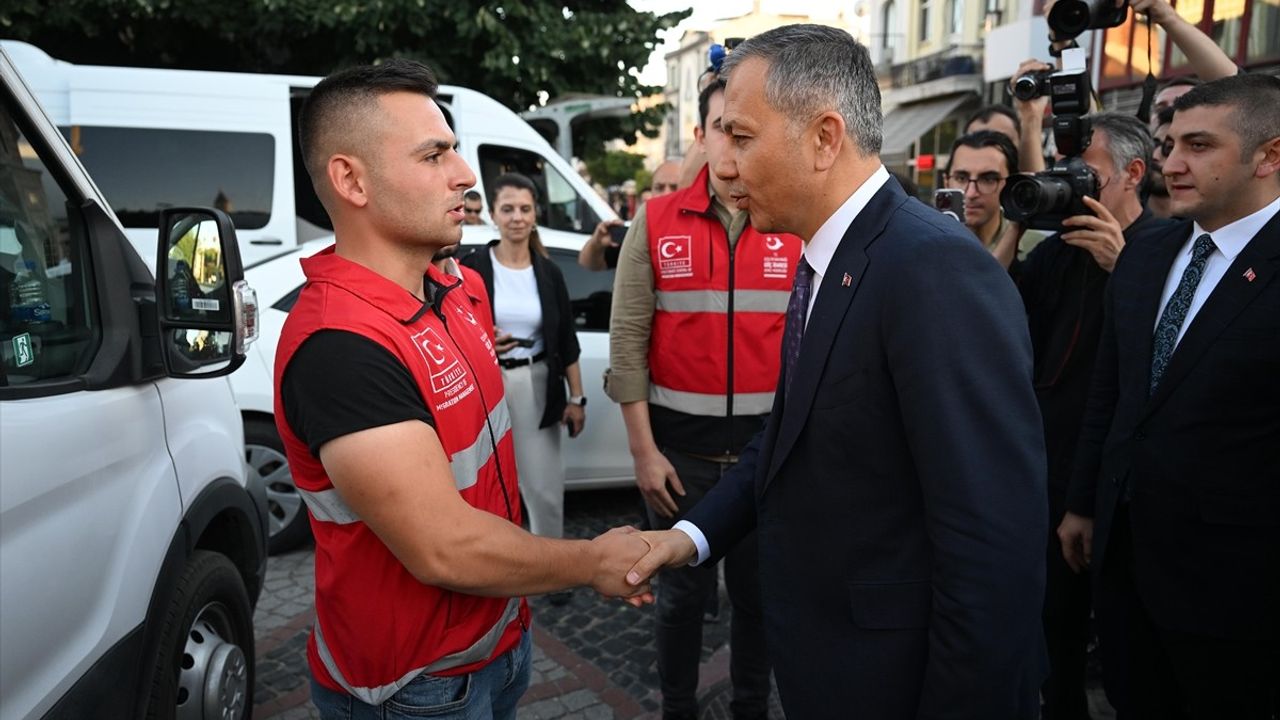 İçişleri Bakanı Yerlikaya'nın Edirne Esnaf Ziyareti