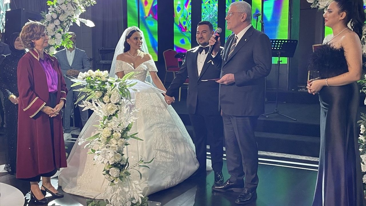 İYİ Parti Genel Başkanı Dervişoğlu, Nikah Şahidliği Yaptı