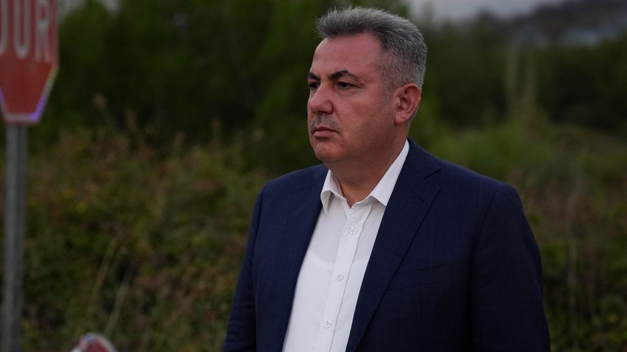 İzmir Valisi Elban: Menderes'te Yangınla İlgili Açıklama