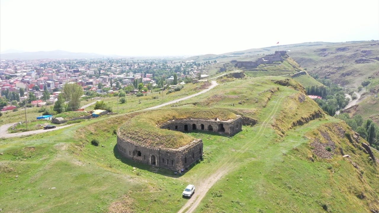 Kars'ın Tarihi Gemli Tabya, Turizme Kazandırılmayı Bekliyor