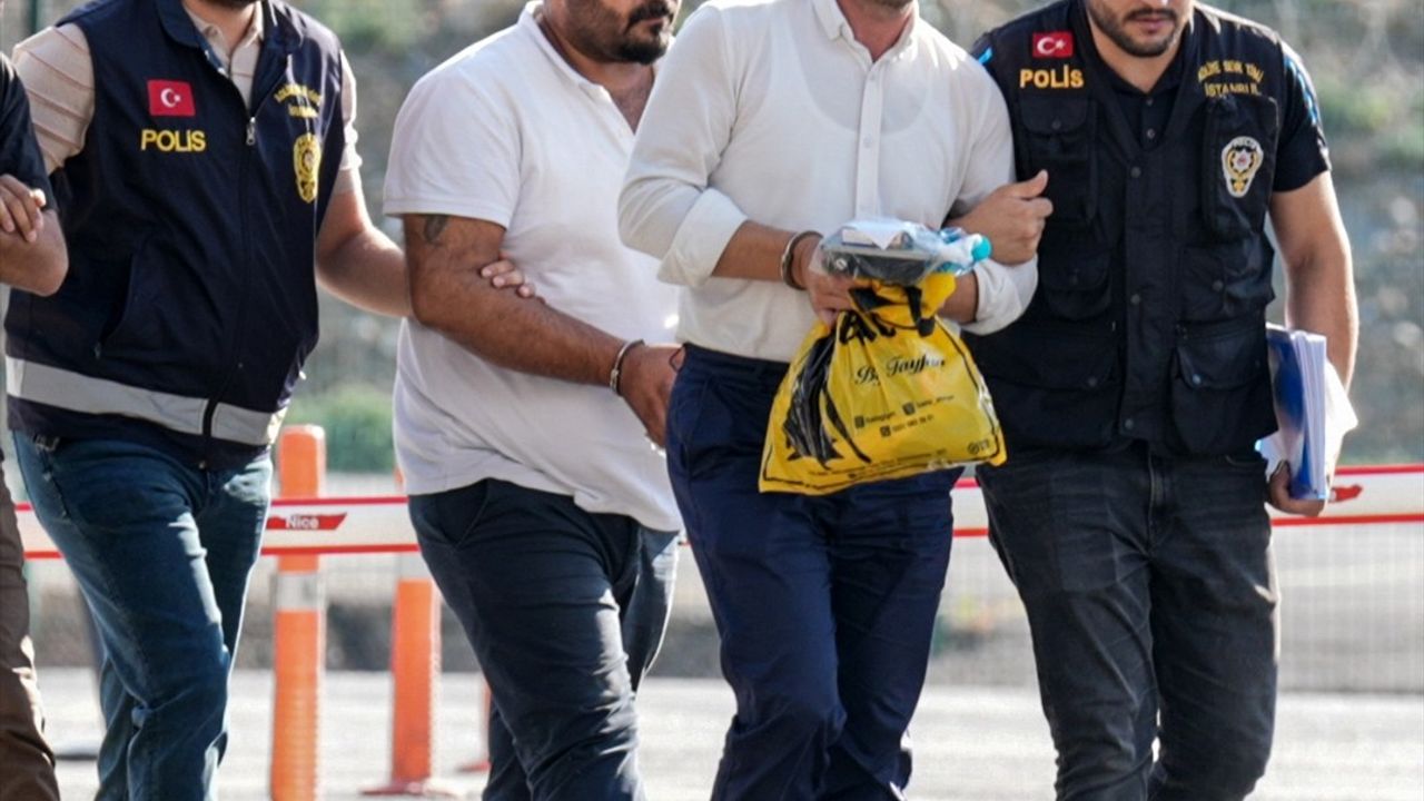 Küçükçekmece Metrobüs Kazasında İki Şüpheli Adliyeye Sevk Edildi
