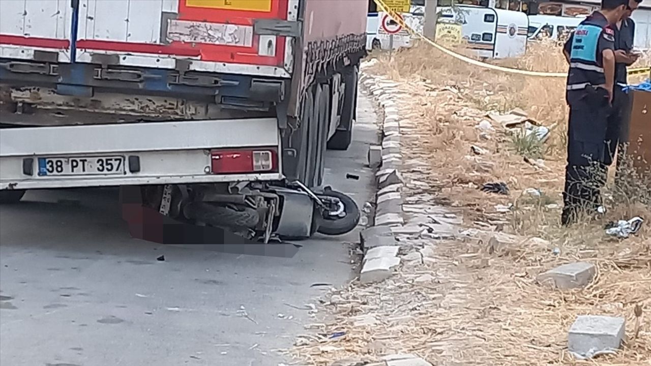 Manisa'da Motosiklet Kazası: Bir Kişi Hayatını Kaybetti