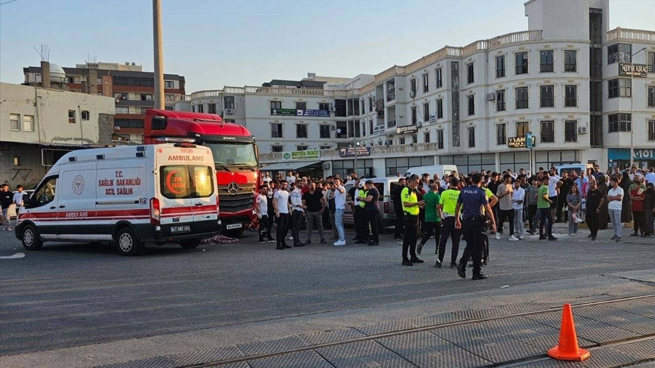 Mardin'de Tır Kazası: Bir Kişi Hayatını Kaybetti