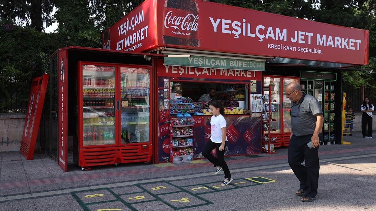 Mersin'de Seksek Oyunu ile Yüzler Gülüyor