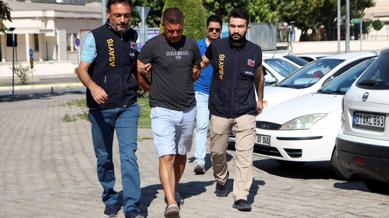 Alanya'da Seyir Halindeki Araçta Yangın Oluştu