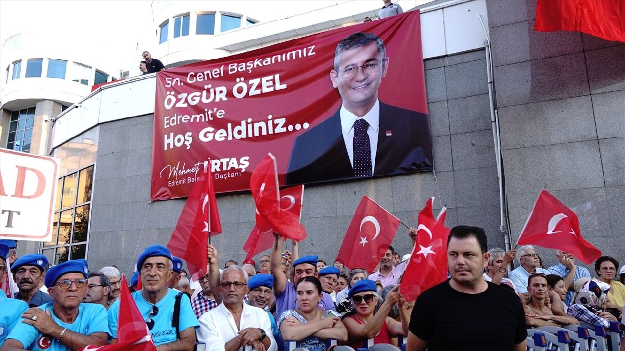Özgür Özel'den Balıkesir'de Önemli Mesajlar