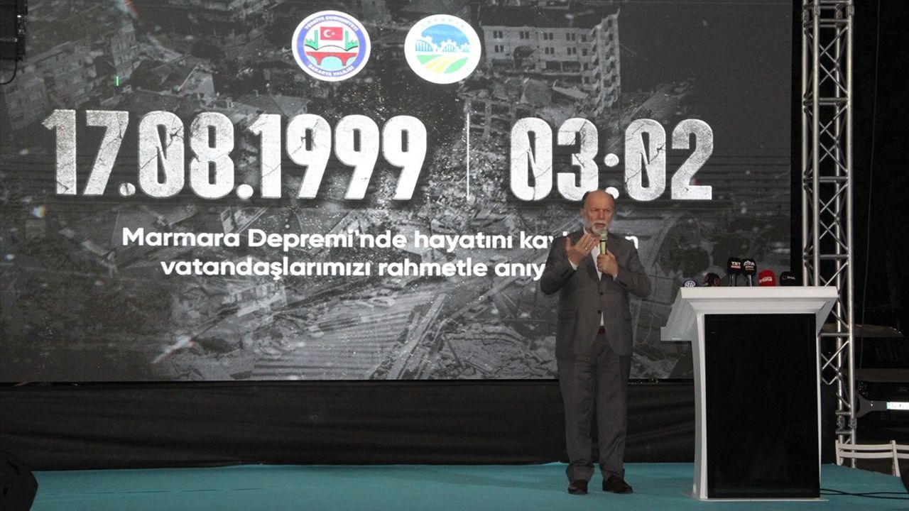 Sakarya'da Marmara Depremi Anma Etkinliği Gerçekleştirildi