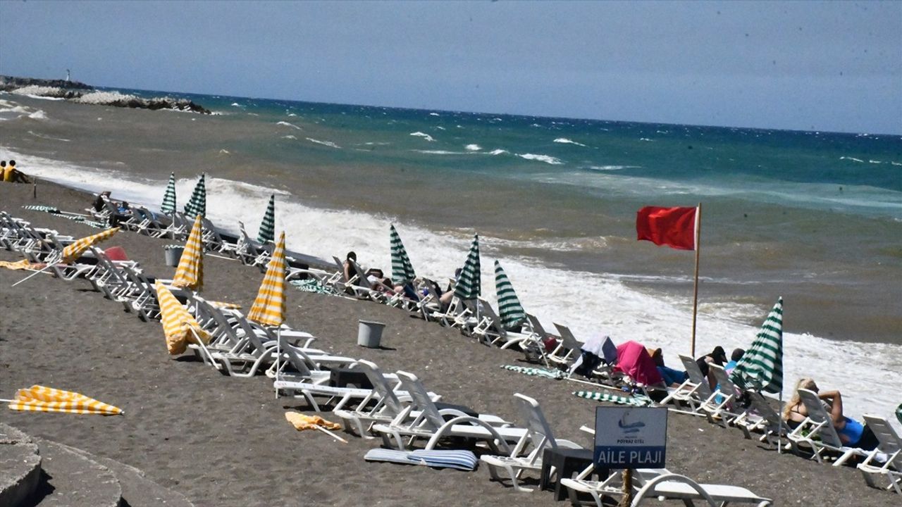 Sakarya, Kocaeli ve Düzce'de Denize Girişler Yasaklandı
