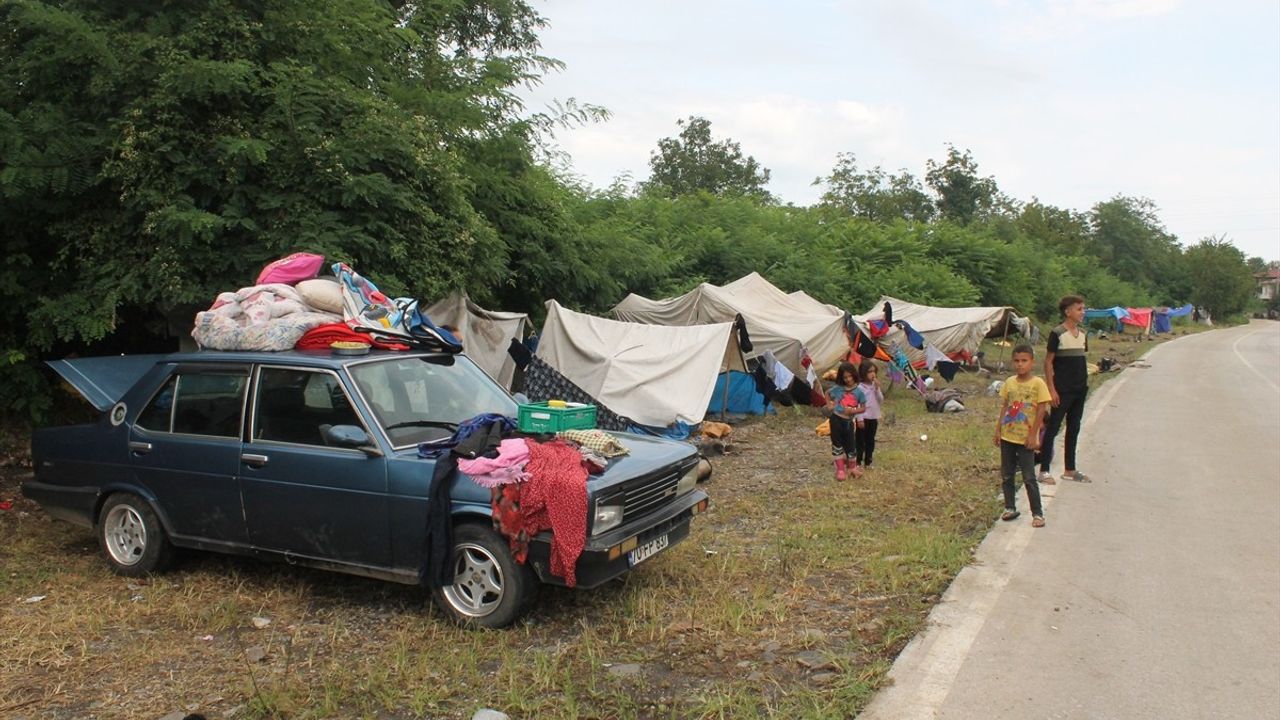 Samsun'da Sağanak Tarım İşçilerini Mağdur Etti