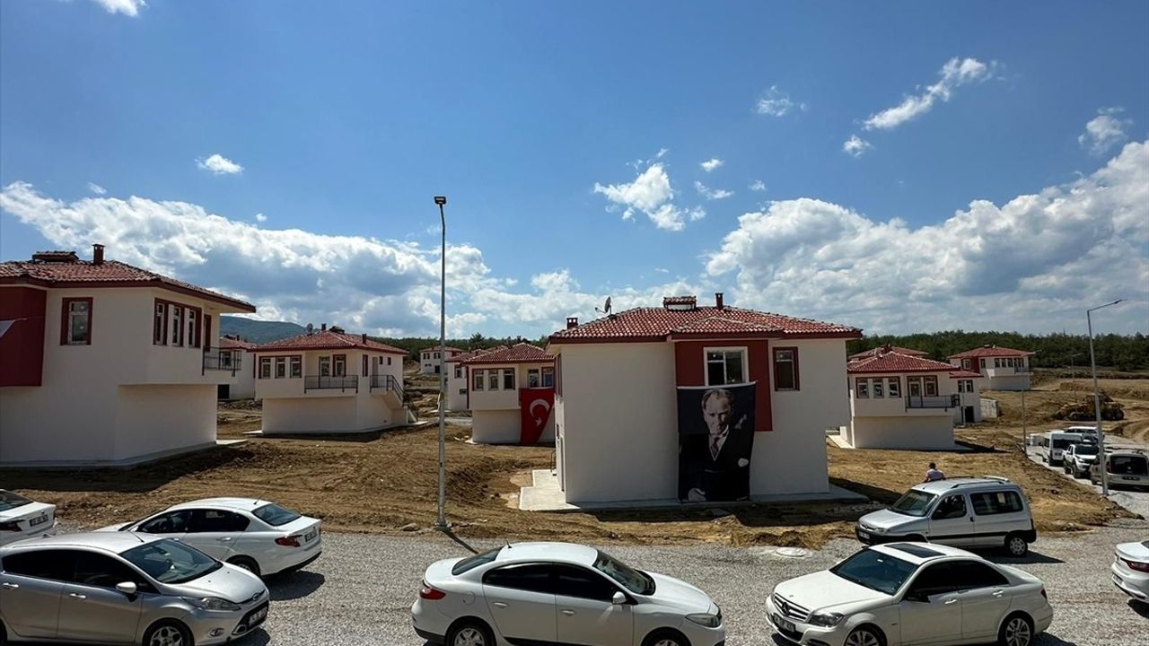 Sinop'ta 42 Aileye Yeni Konut Bülteni